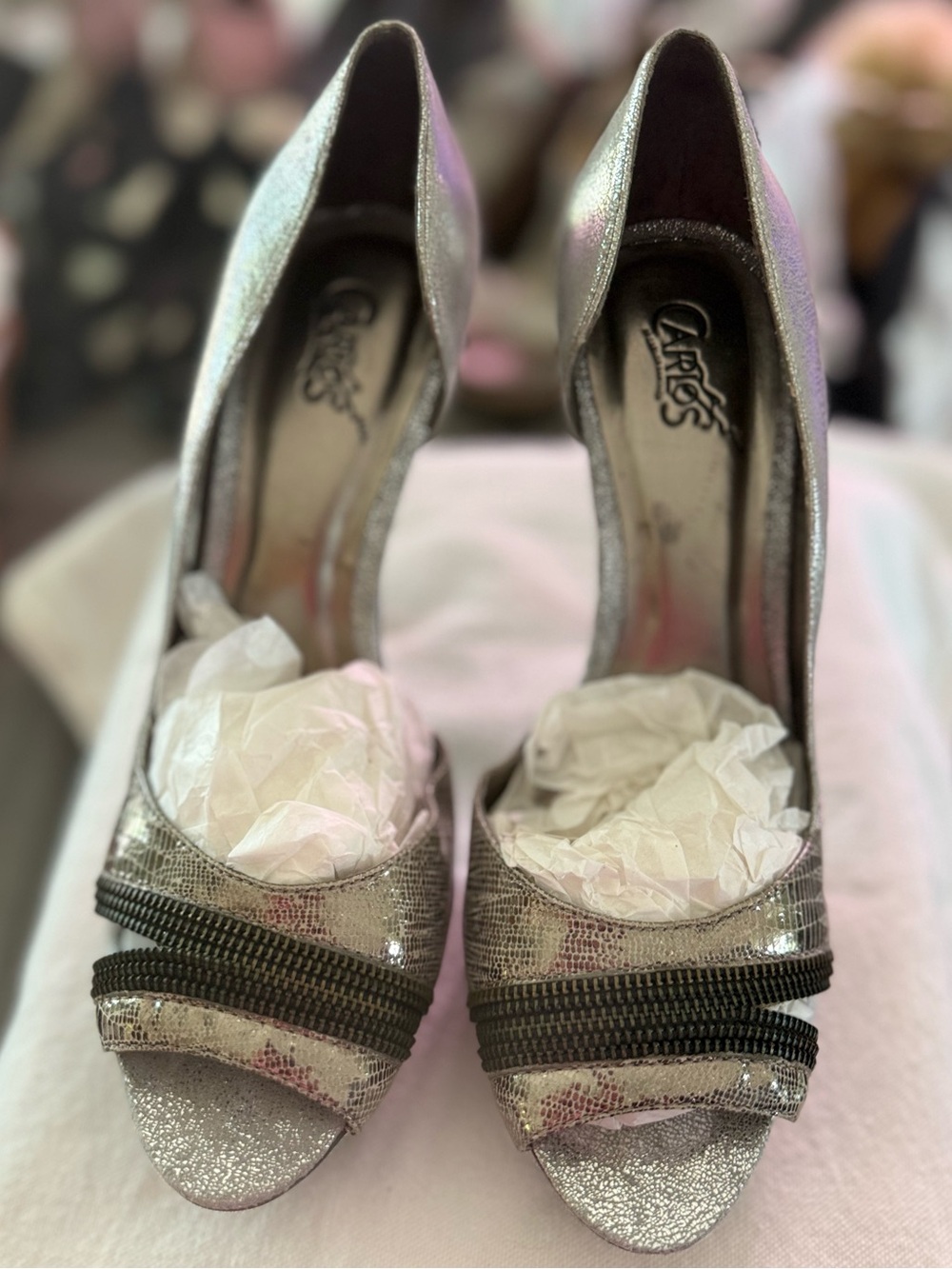 8.5 M Zapato by Carlos Santana Metallic Pewter Peep-Toe 4.5” Heel